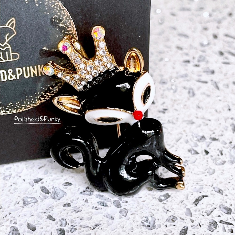 Fox Brooch ~ Fox Pin ~ Gold Brooch ~ Gold Pin in Ribbon wrapped Gift Box